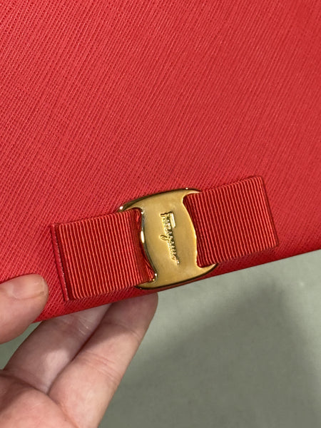 SALVATORE FERRAGAMO RED LARGE WALLET