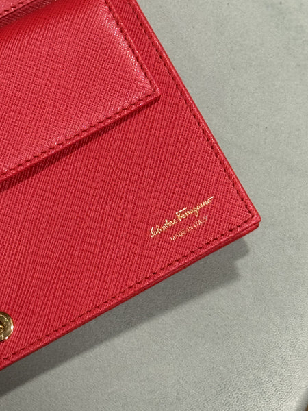 SALVATORE FERRAGAMO RED LARGE WALLET