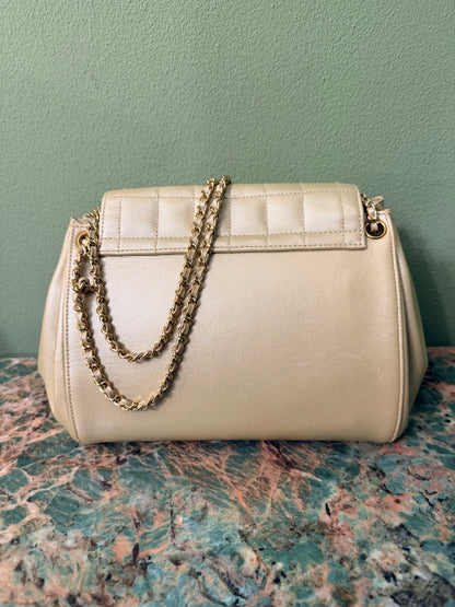 CHANEL 2.55 CHAMPAGNE CHOCOLATE BAR SHOULDER BAG