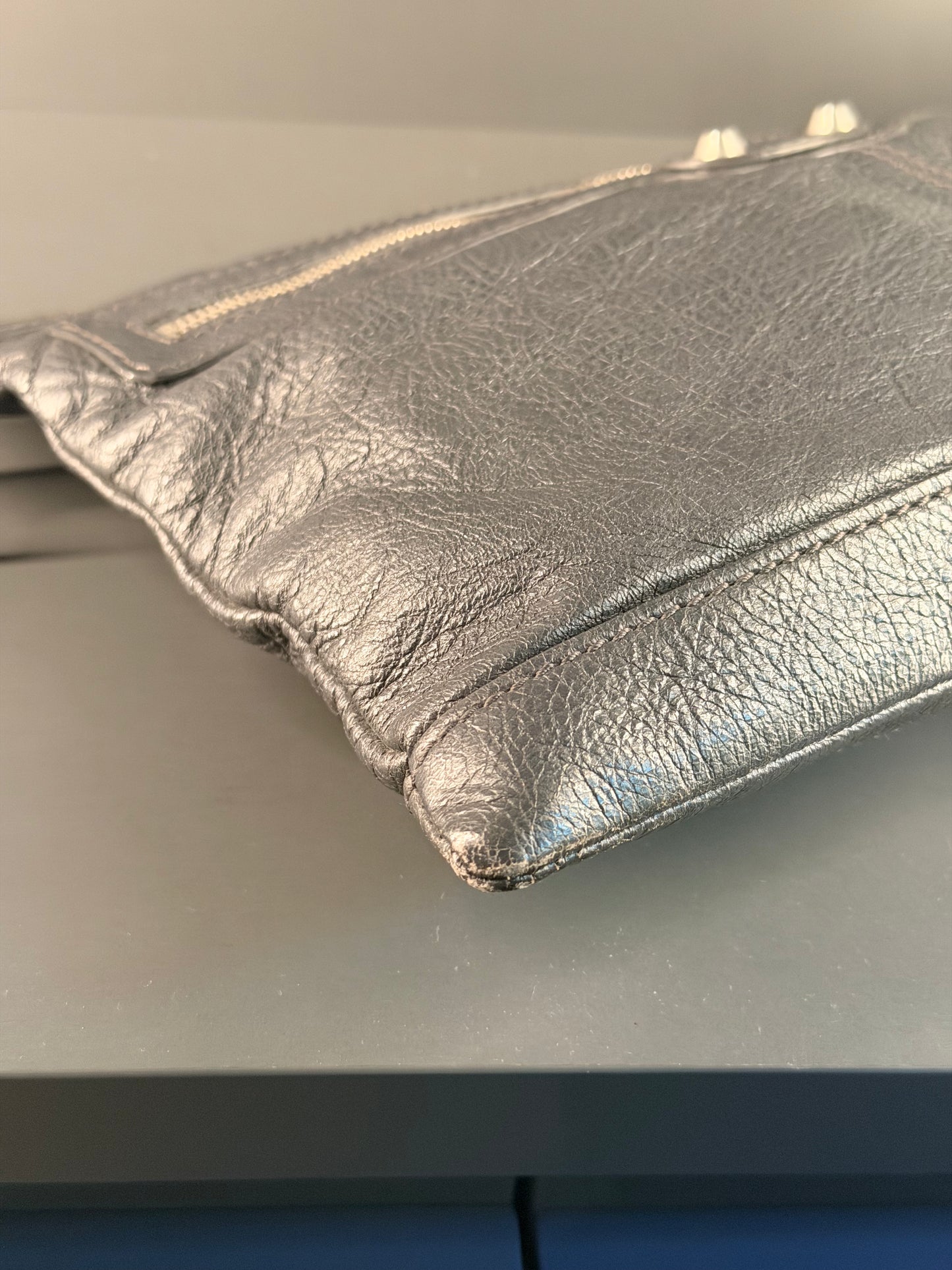 BALENCIAGA GRAY MEDIUM CLIP POCHETTE