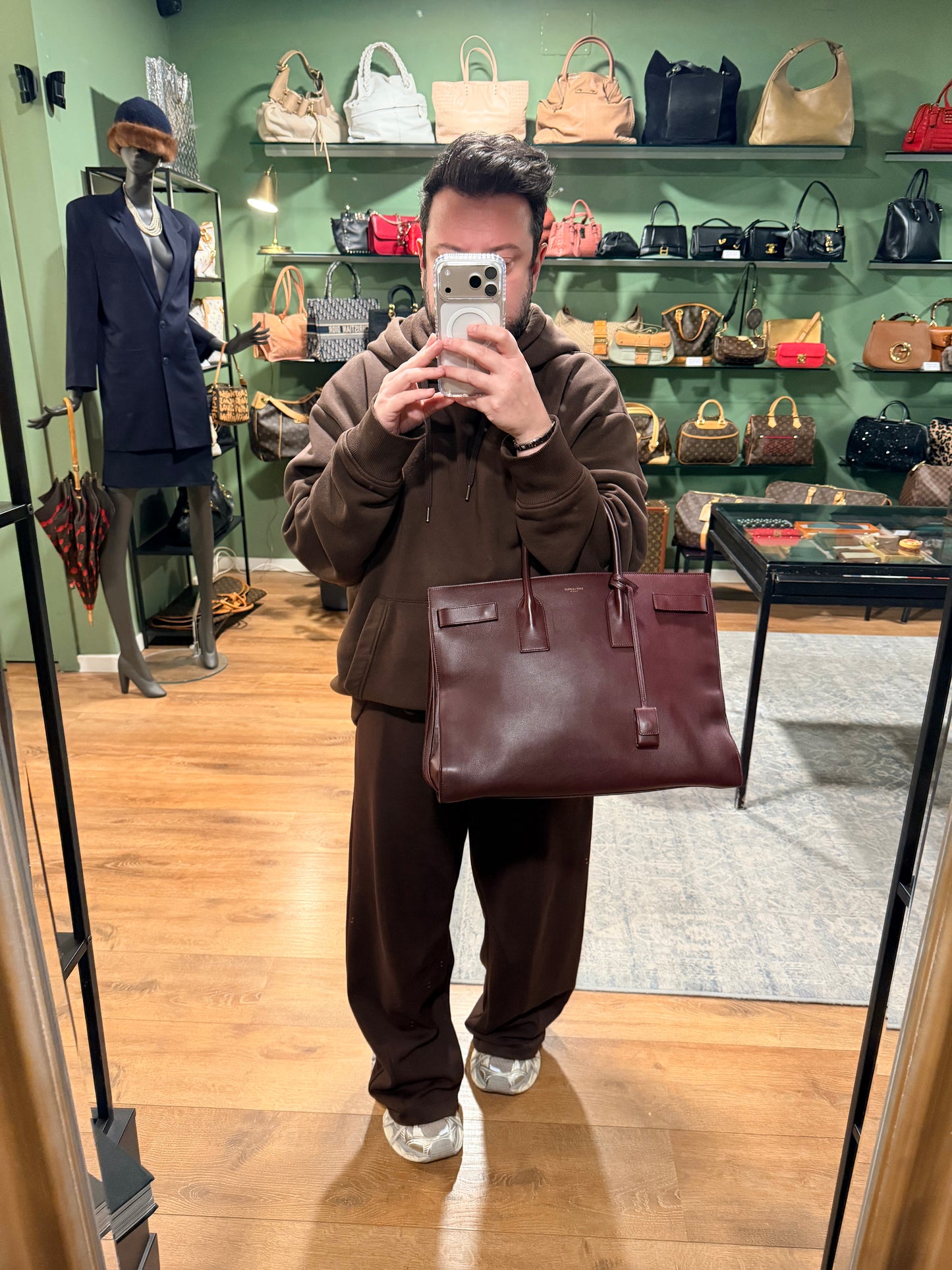 SAINT LAURENT LARGE BURGUNDY SAC DE JOUR HANDBAG