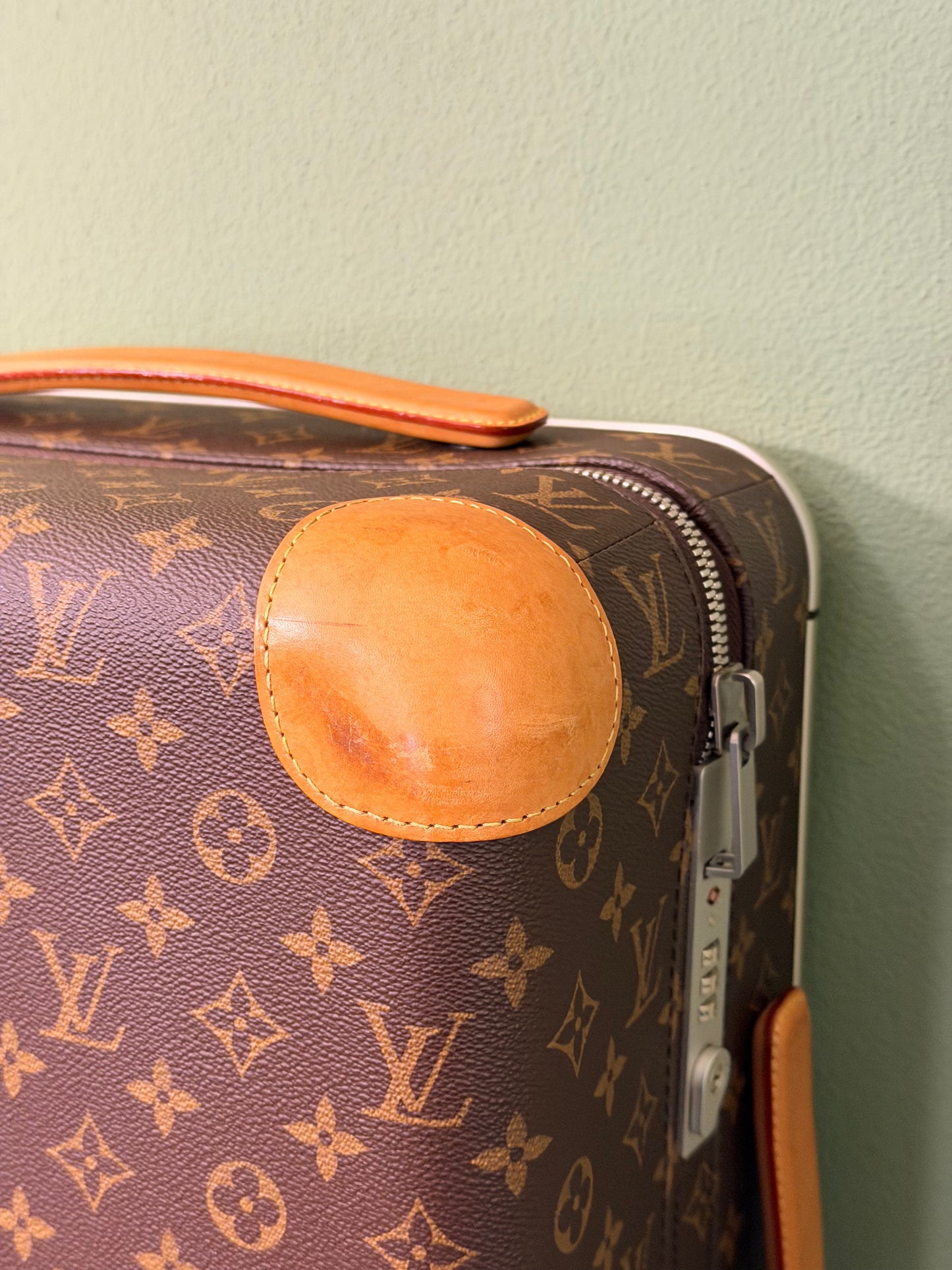 LOUIS VUITTON MONOGRAM HORIZON 55 TROLLEY