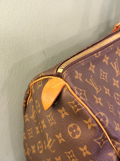 LOUIS VUITTON MONOGRAM KEEPALL 55 TRAVEL BAG