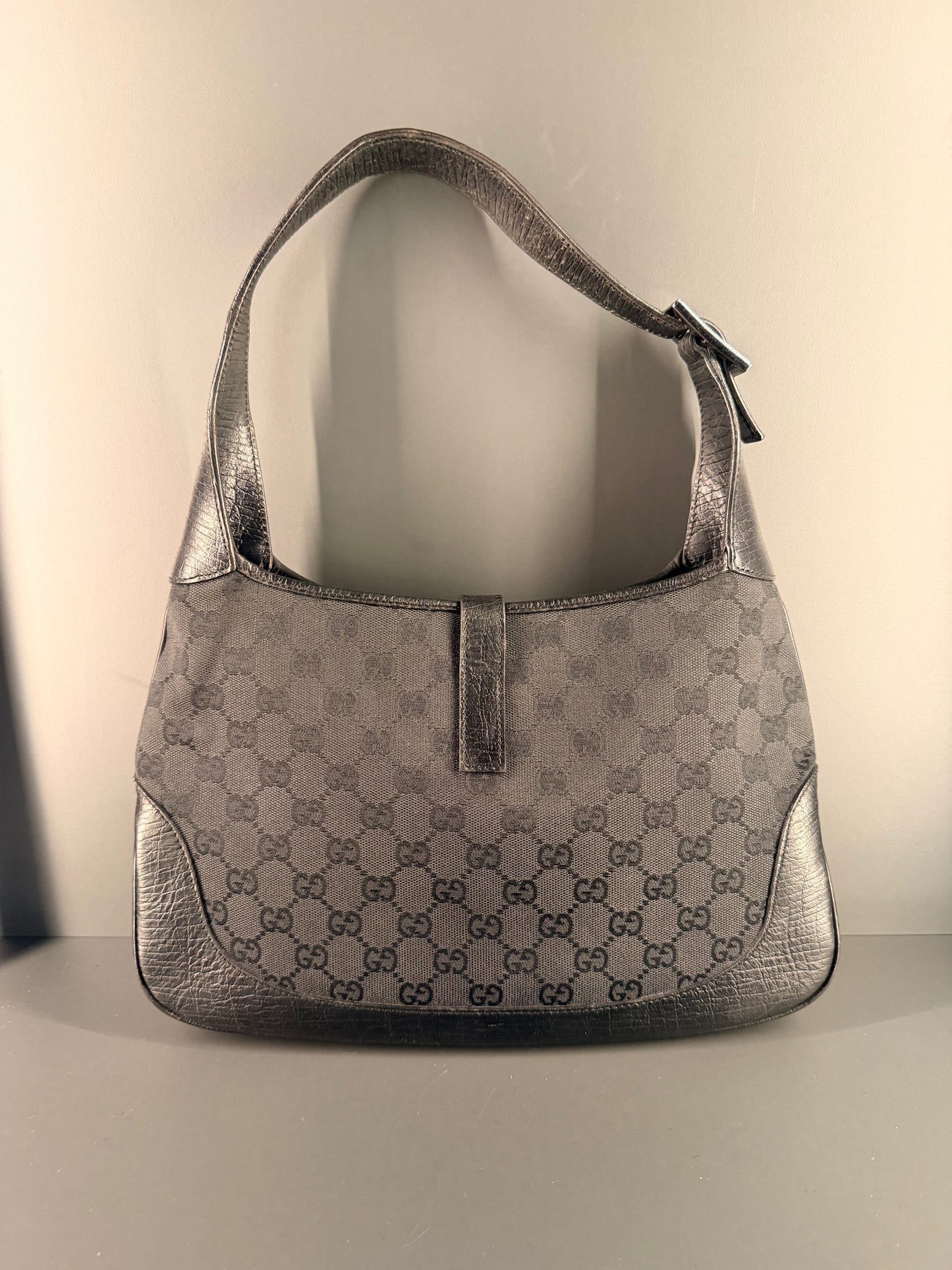 GUCCI BY TOM FORD BLACK GG CANVAS JACKIE SHOULDER BAG