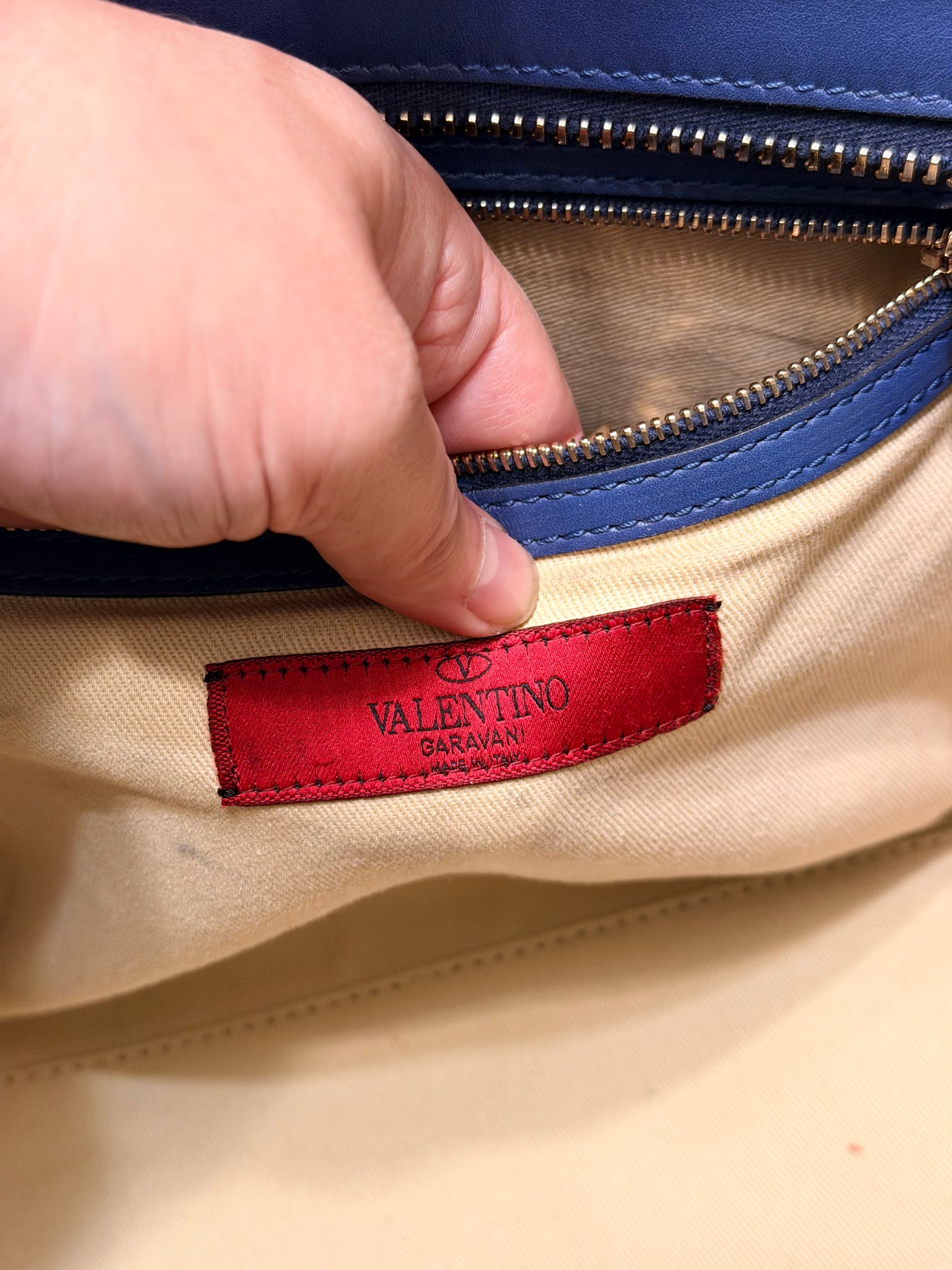 VALENTINO BLUE ROCKSTUD TWO WAY HANDBAG