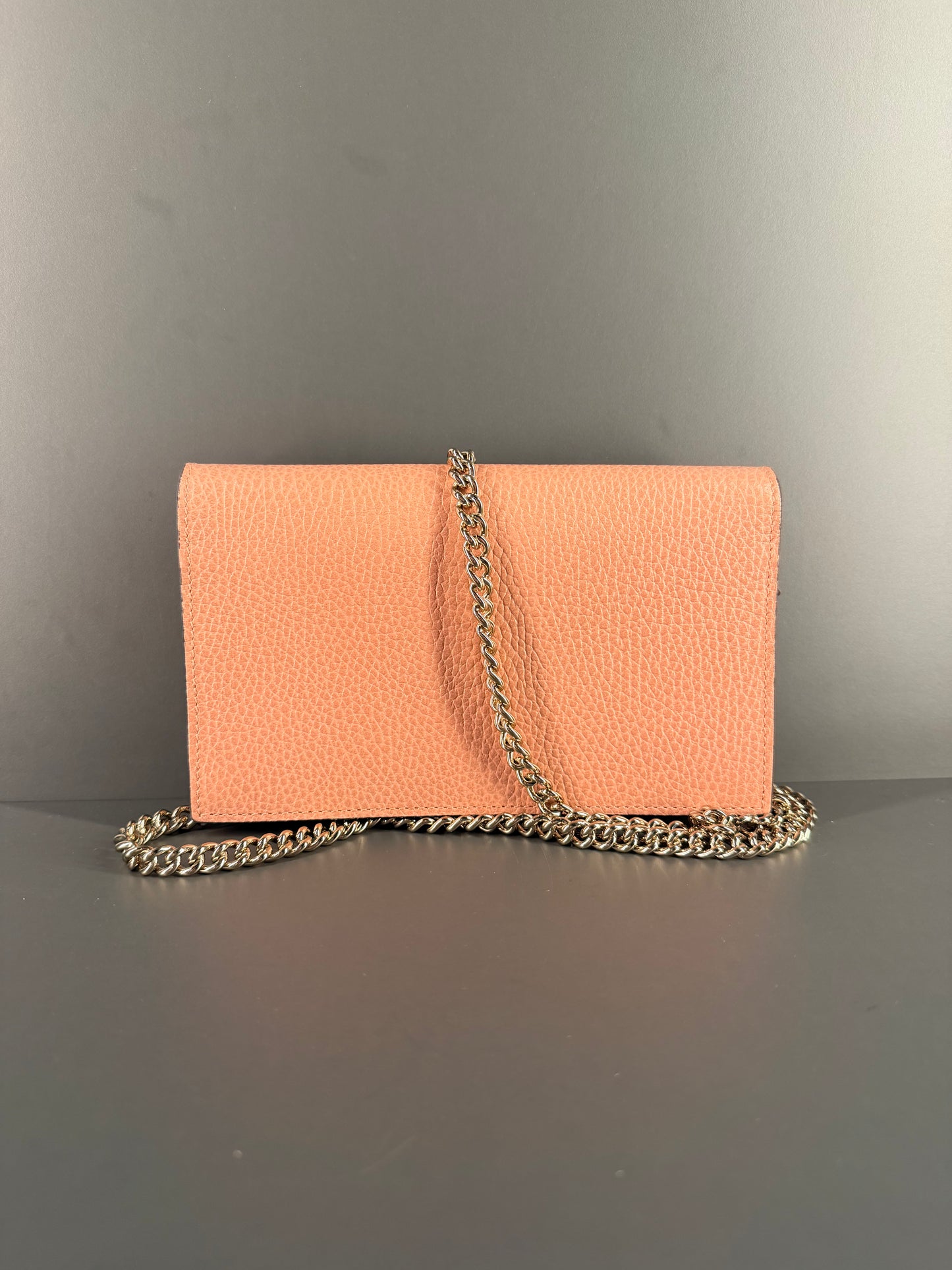 GUCCI PINK INTERLOCKING WALLET ON CHAIN