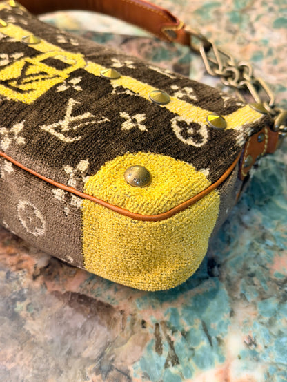 LOUIS VUITTON VELVET MONOGRAM TROMPE L’OEIL POCHETTE ACCESSOIRES