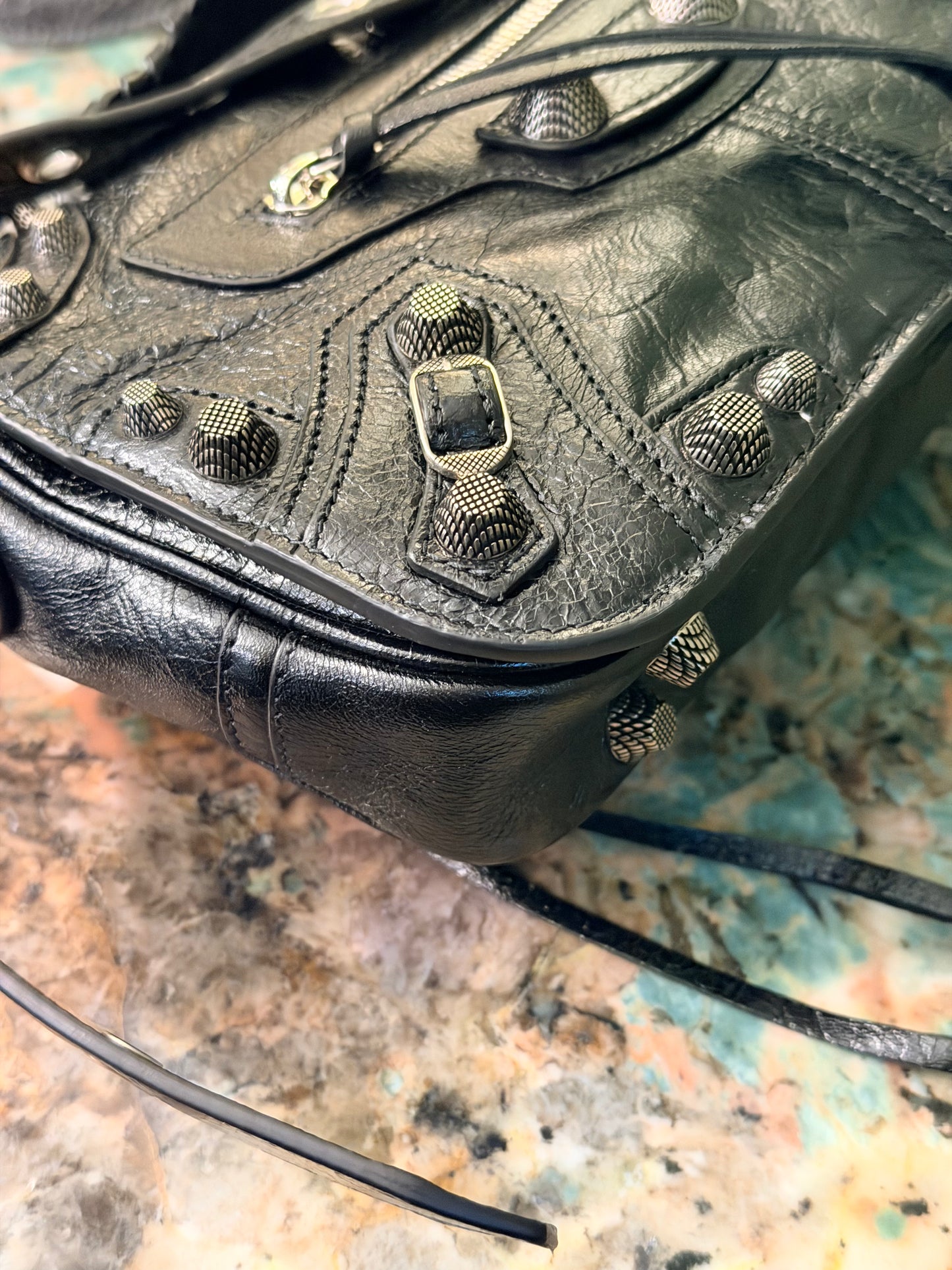 BALENCIAGA BLACK LE CAGOLE FLAP CROSSBODY BAG