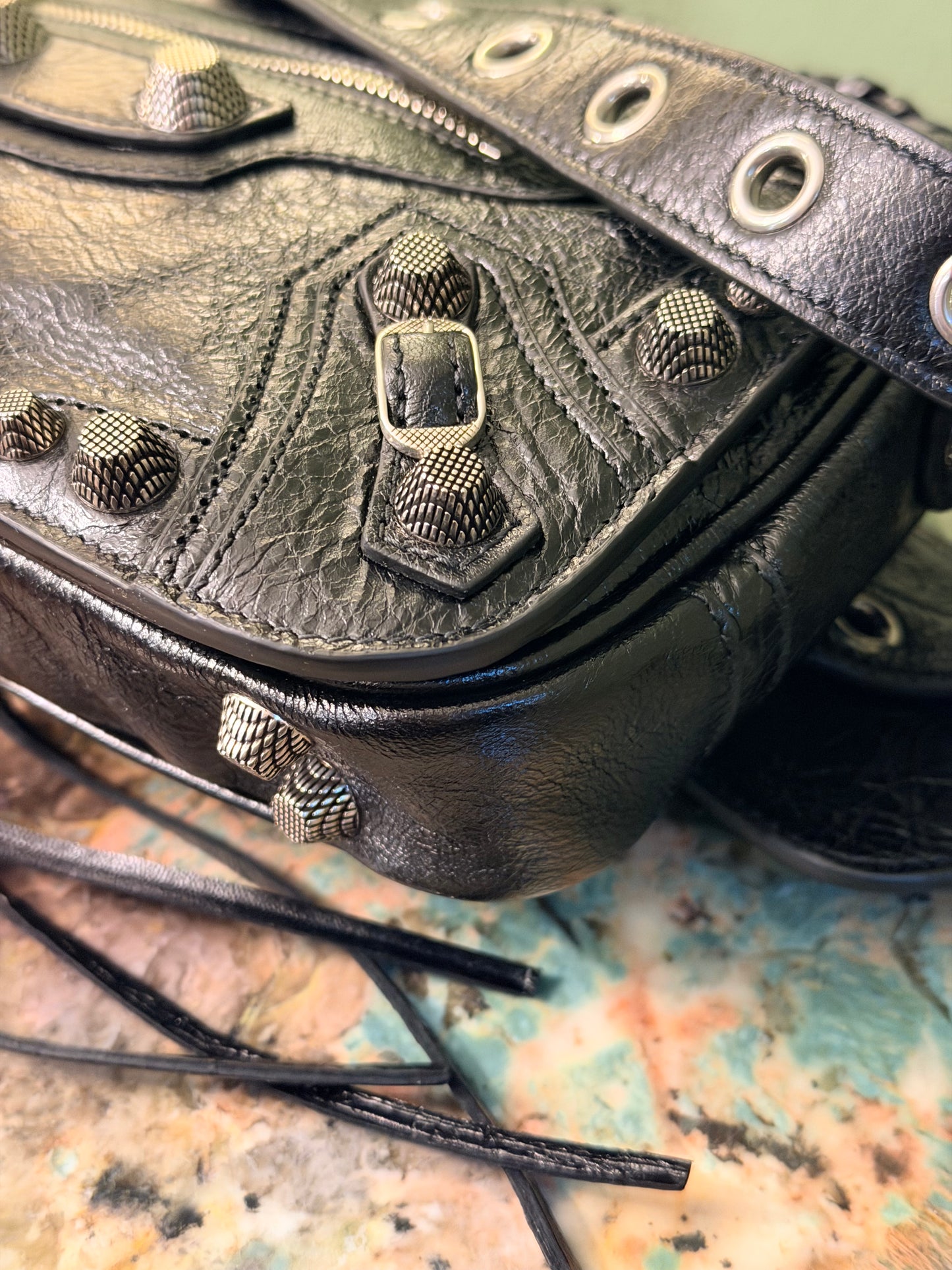 BALENCIAGA BLACK LE CAGOLE FLAP CROSSBODY BAG