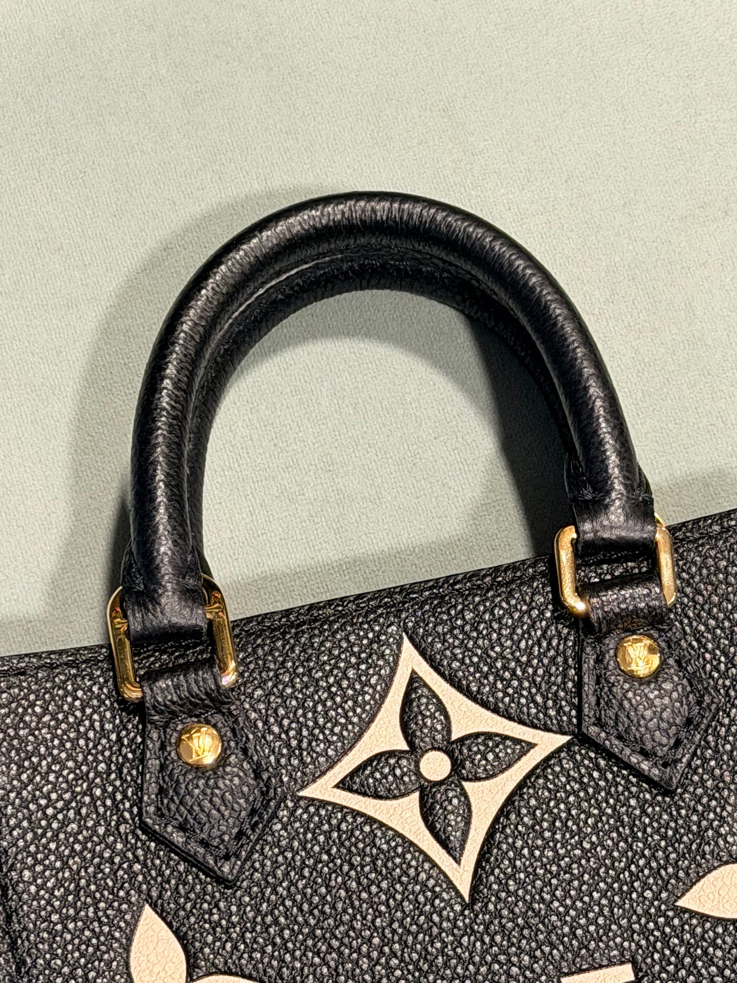 LOUIS VUITTON BLACK EMPREINTE LEATHER PETIT SAC PLAT CROSSBODY BAG