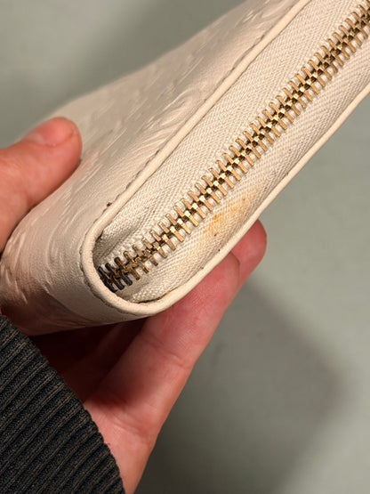 GUCCI CREAM GUCCISSIMA LONG ZIPPY WALLET