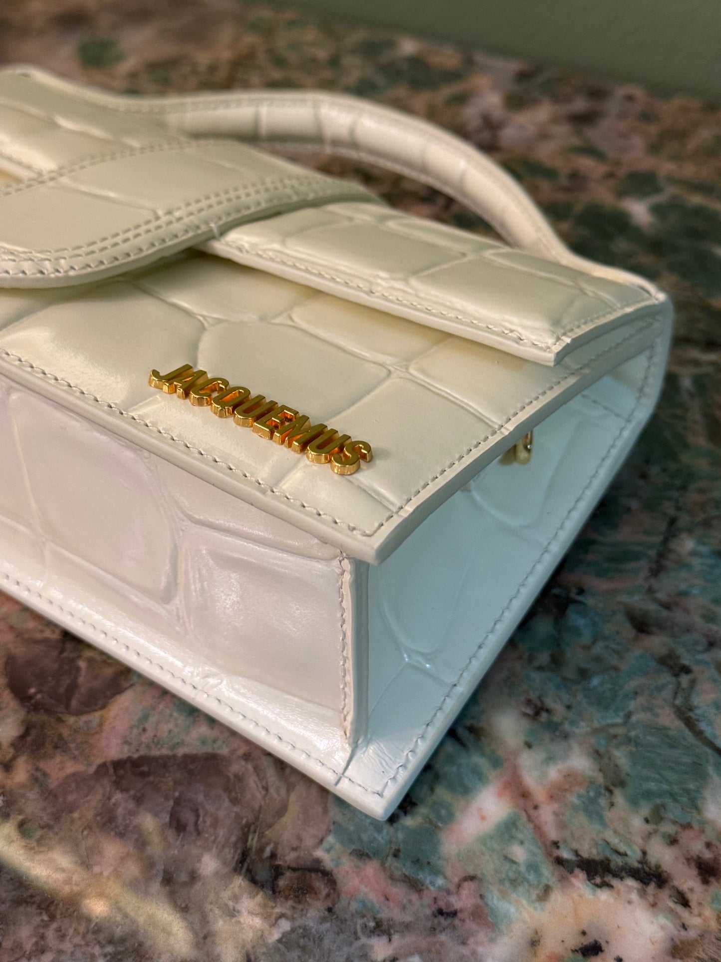 JAQUEMUS WHITE EMBOSSED CROCODILE LE GRAND BAMBINO CROSSBODY BAG