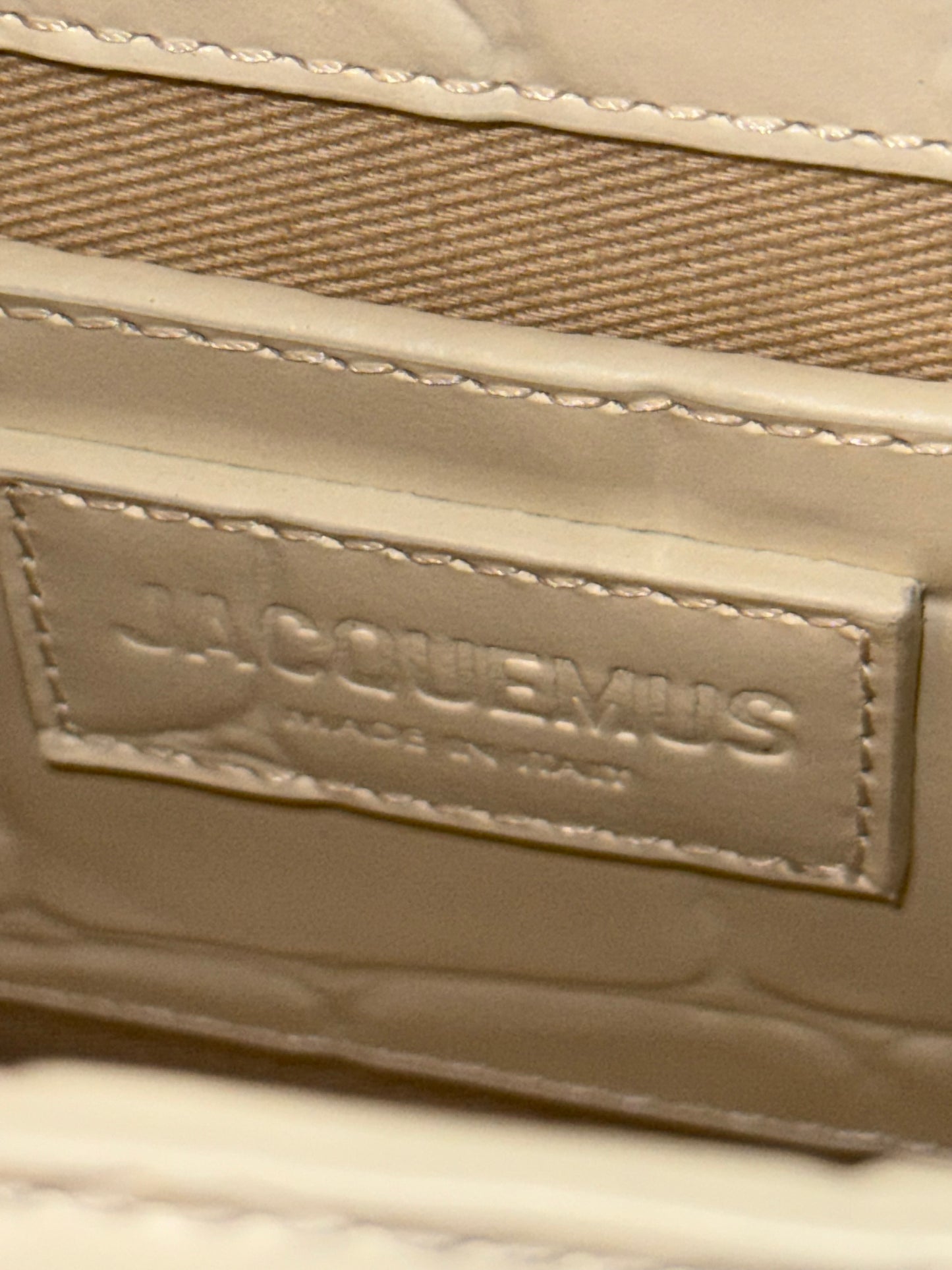 JAQUEMUS WHITE EMBOSSED CROCODILE LE GRAND BAMBINO CROSSBODY BAG