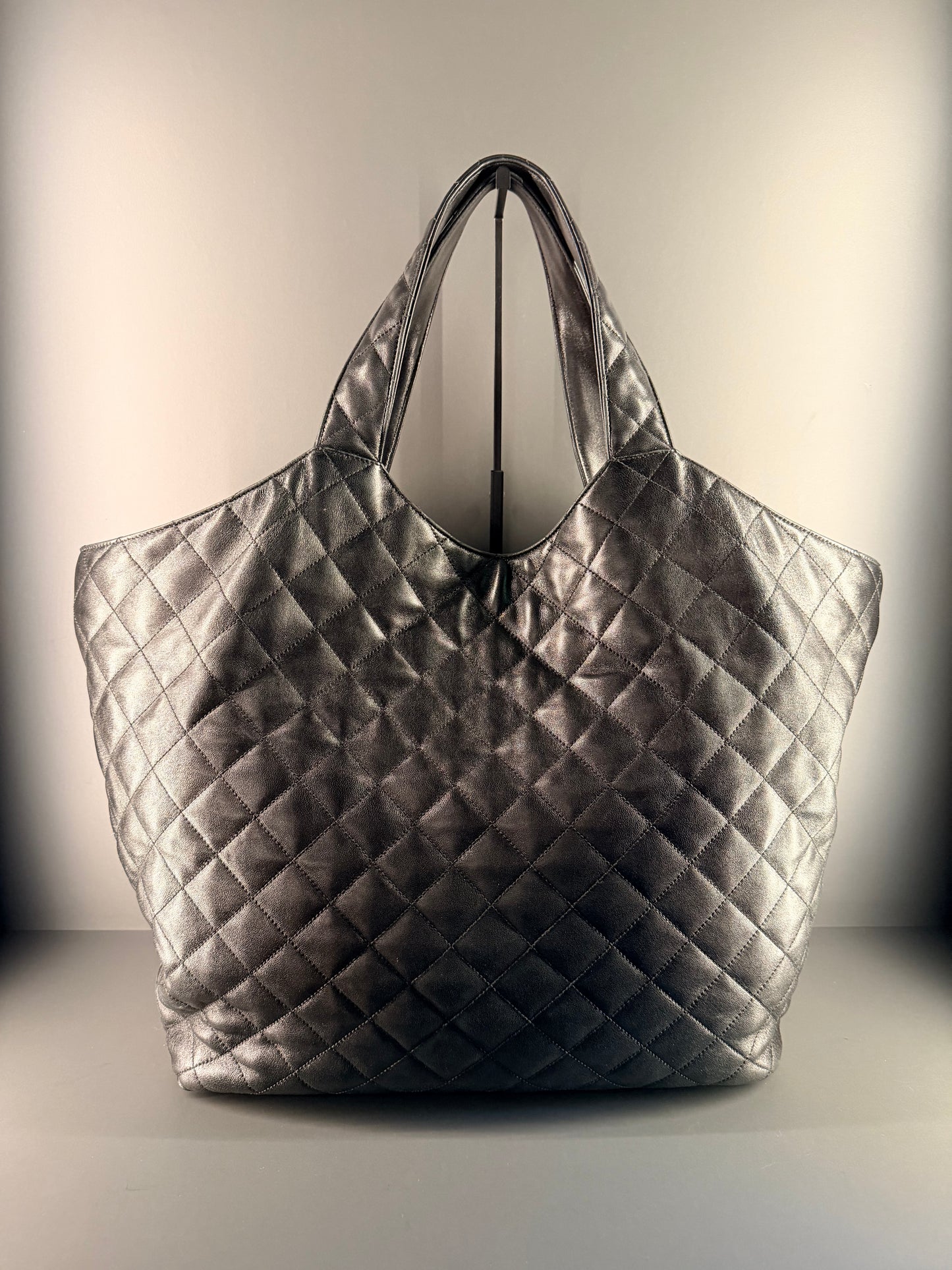 SAINT LAURENT BLACK ICARE SHOPPING TOTE
