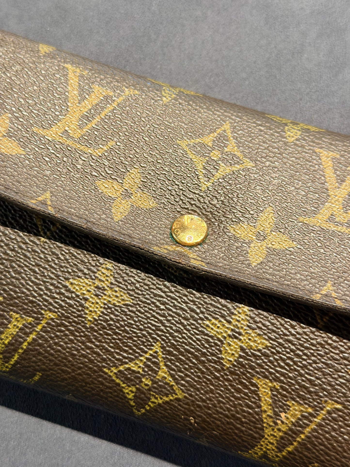 LOUIS VUITTON MONOGRAM SARAH WALLET