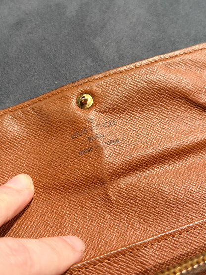 LOUIS VUITTON MONOGRAM SARAH WALLET