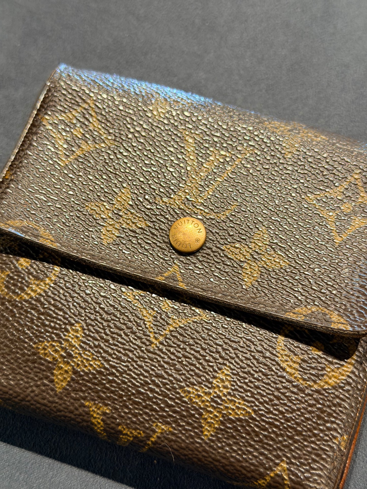LOUIS VUITTON MONOGRAM ELISE COMPACT WALLET