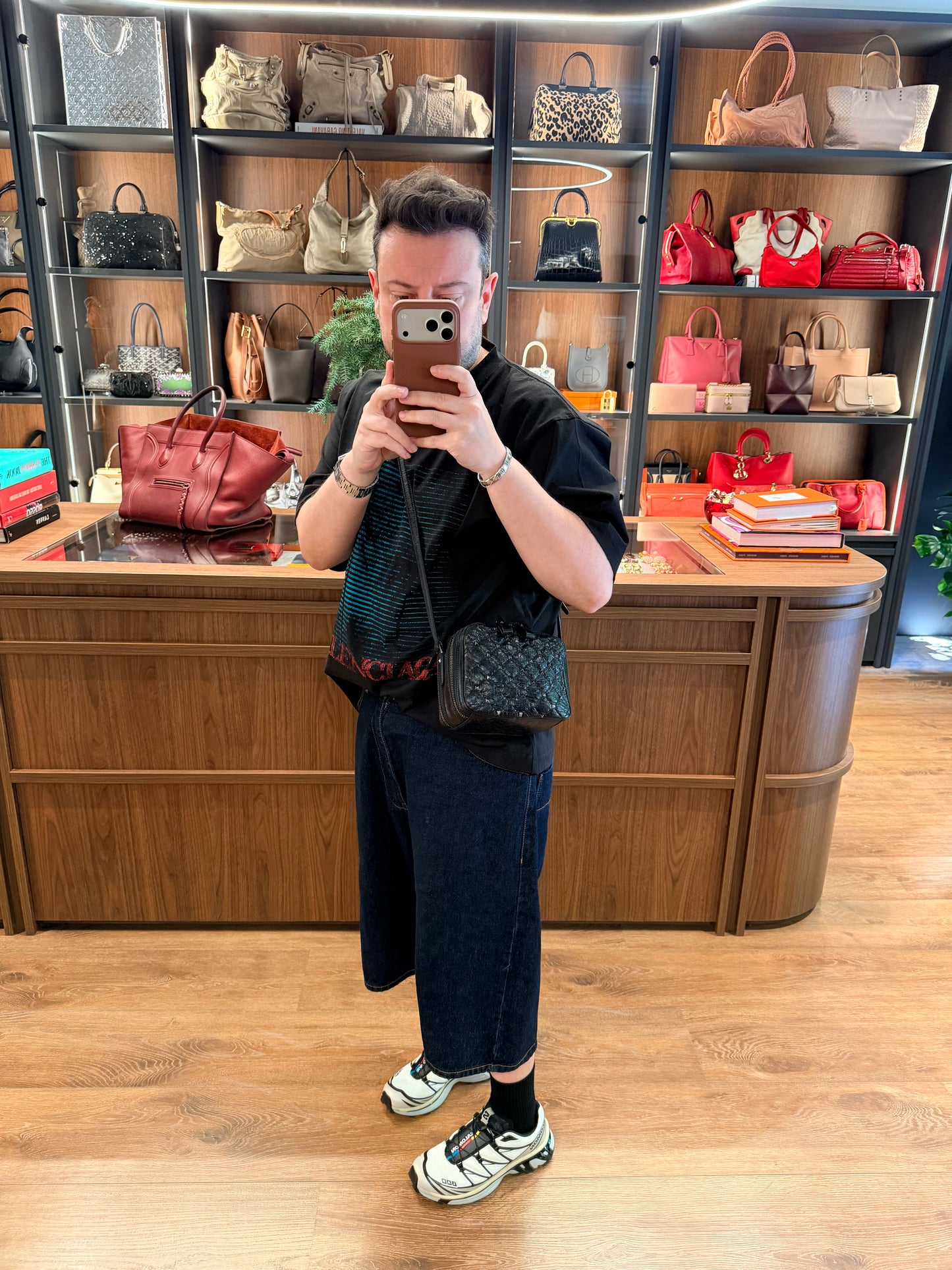 VALENTINO BLACK SPIKE SMALL CAMERA CROSSBODY BAG