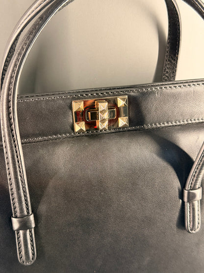 VALENTINO BLACK ROCKSTUD TURN LOCK HANDBAG