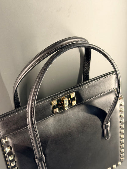 VALENTINO BLACK ROCKSTUD TURN LOCK HANDBAG