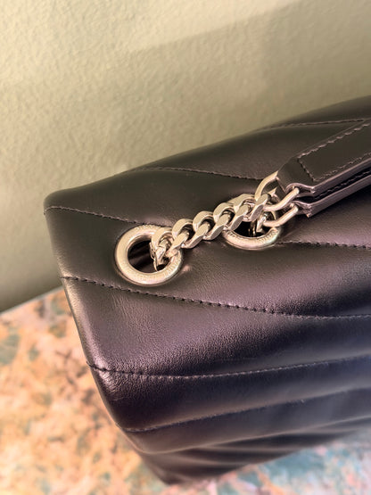 SAINT LAURENT BLACK MEDIUM LOU LOU SHOULDER BAG