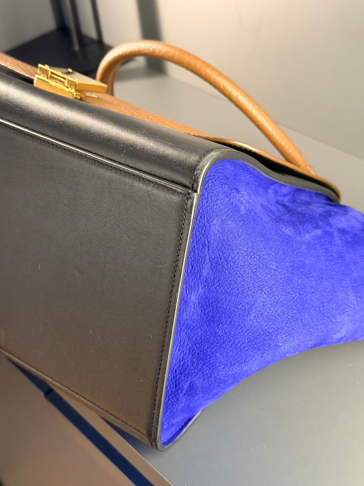 CELINE BY PHOEBE PHILO TRI COLOR MEDIUM TRAPEZE HANDBAG