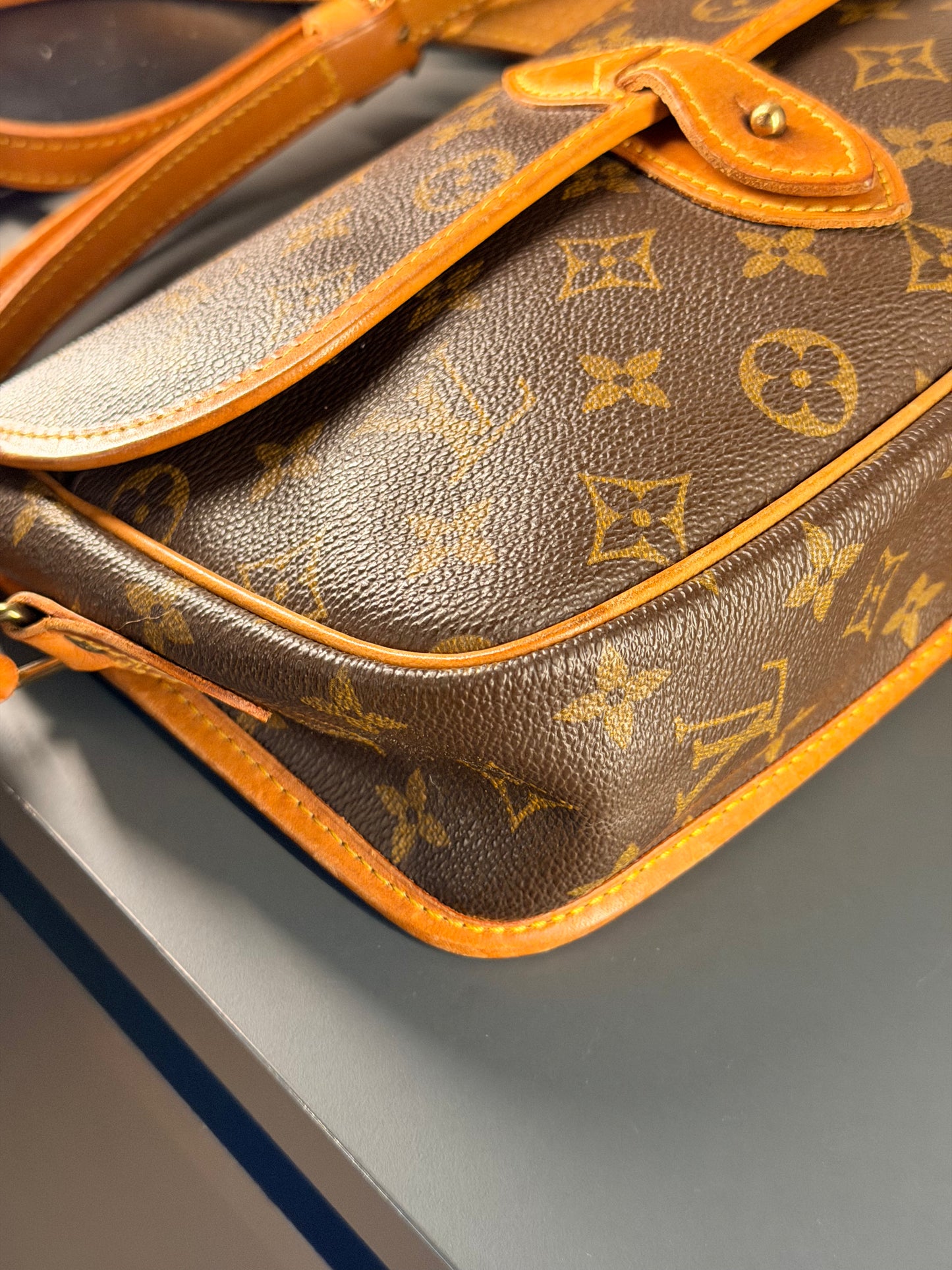 LOUIS VUITTON MONOGRAM PETITE GIBECIERE CROSSBODY BAG