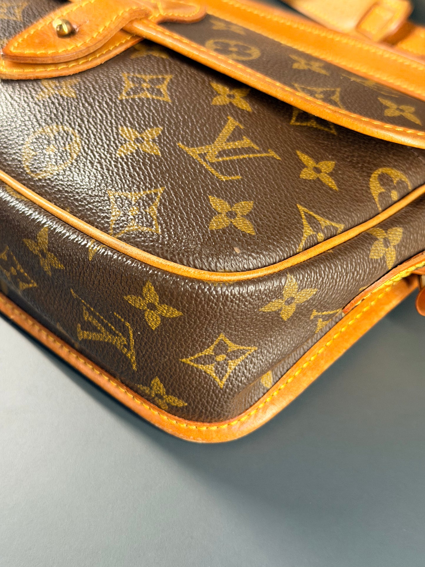 LOUIS VUITTON MONOGRAM PETITE GIBECIERE CROSSBODY BAG