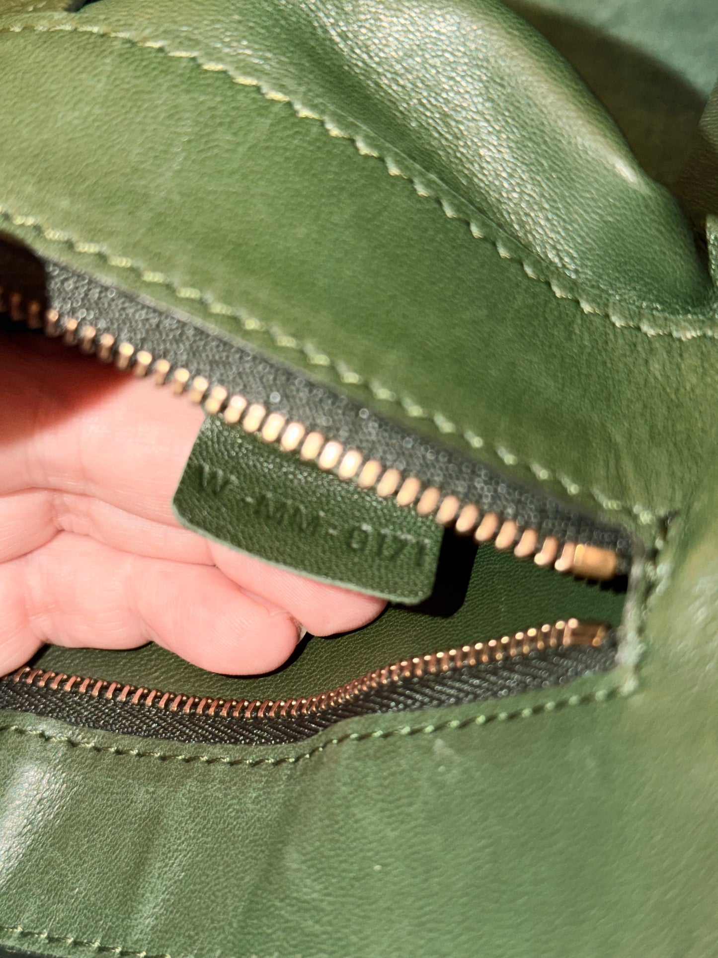 CÈLINE FOREST GREEN CABAS HANDBAG