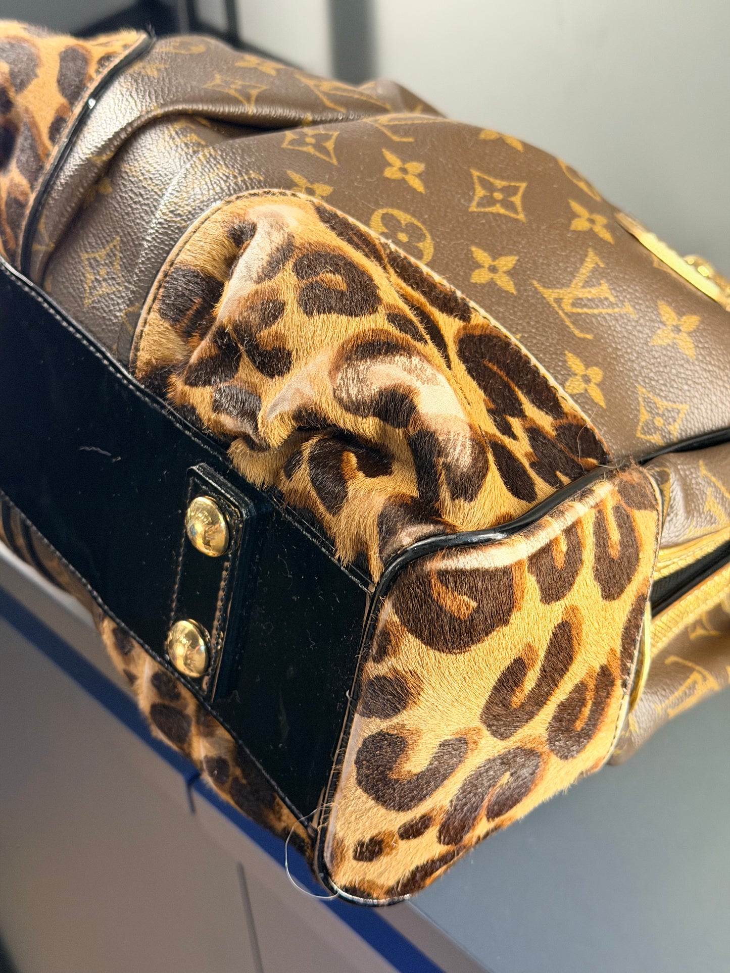 STEPHEN SPROUSE x LOUIS VUITTON ADELE MONOGRAM LEOPARD LIZARD TRIM PM HANDBAG