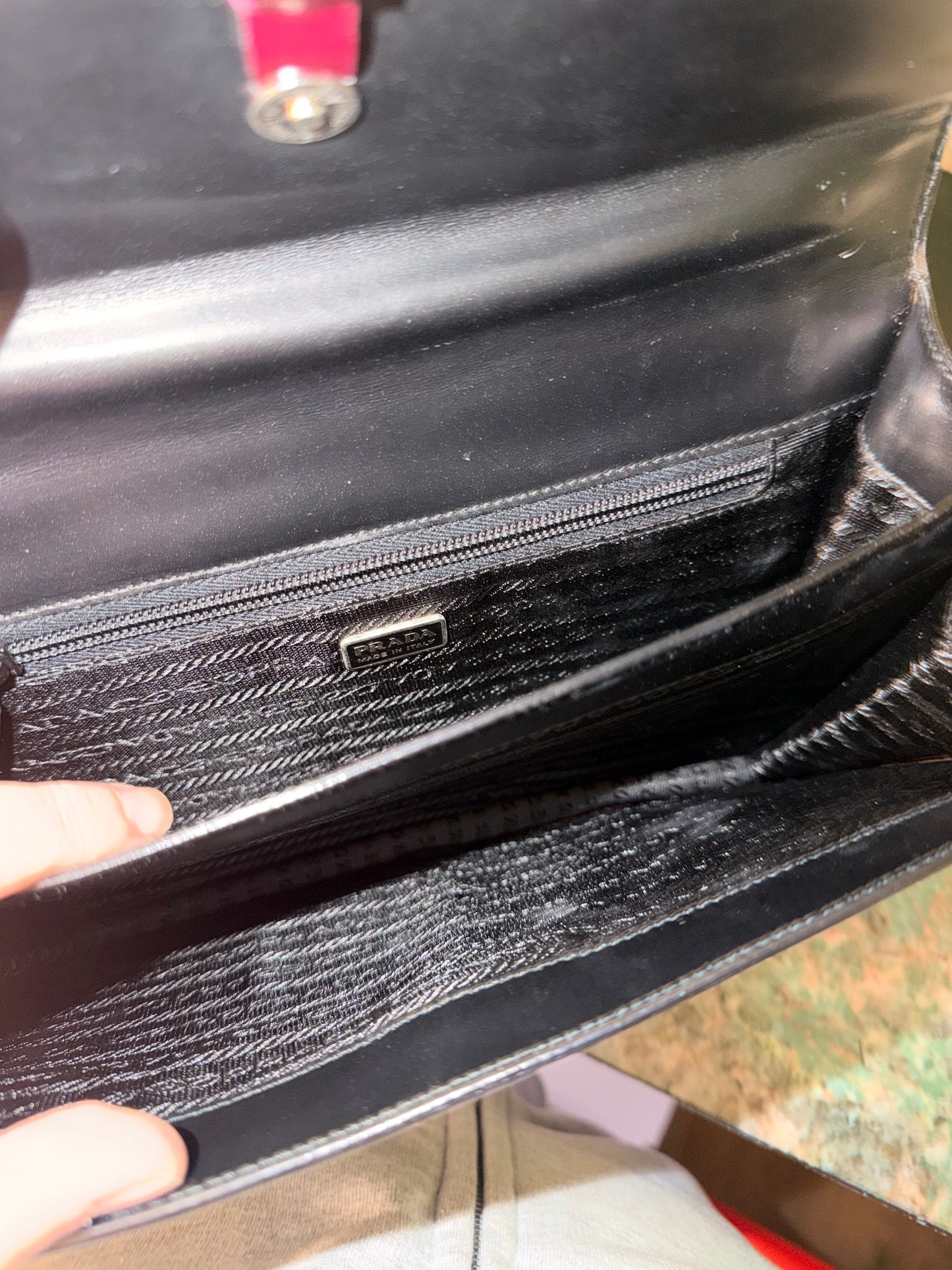 PRADA BLACK AND BURGUNDY DRIVE TOP HANDLE BAG