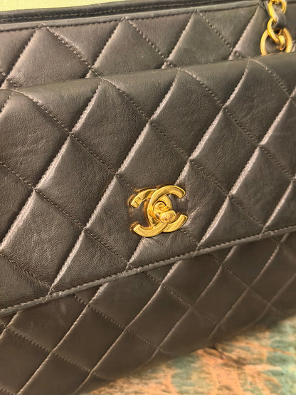 CHANEL BLACK LAMBSKIN QUILTED SHOPPING TOTE