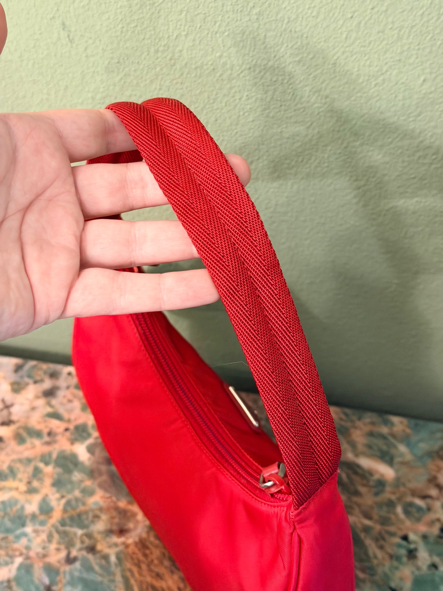 PRADA RED NYLON RE EDITION 2000 SHOULDER BAG