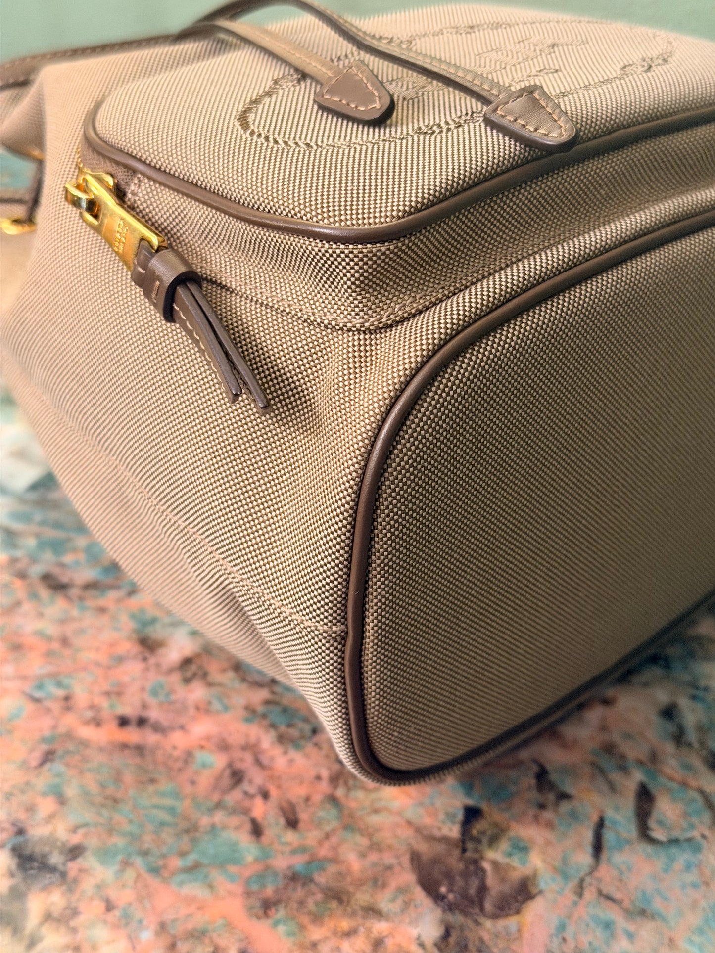 PRADA BROWN LOGO SMALL BUCKET TOP HANDLE CROSSBODY BAG