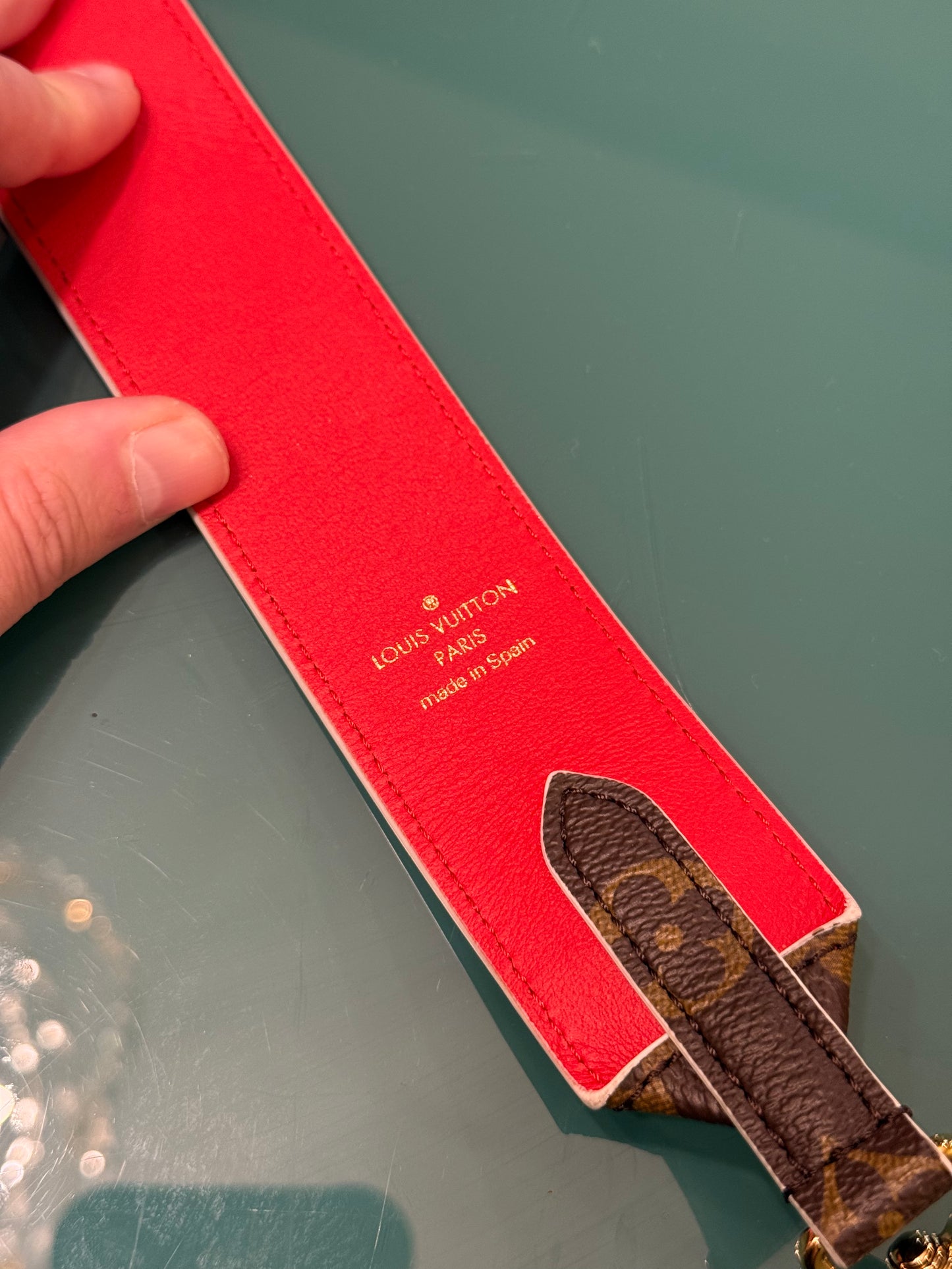 LOUIS VUITTON MONOGRAM REMOVABLE SHOULDER STRAP