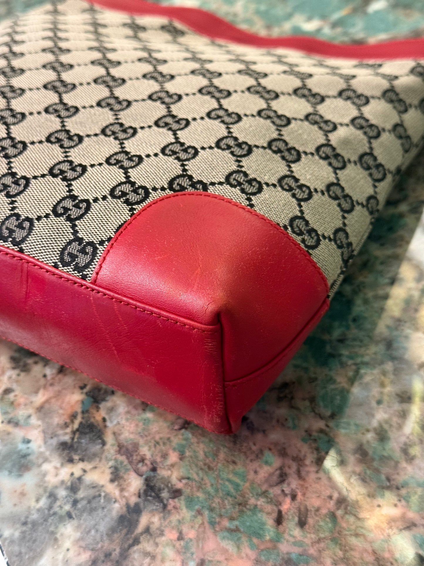 GUCCI RED MONOGRAM SHOULDER BAG