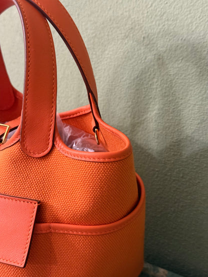 HERMÈS ORANGE PICOTIN CARGO 18 HANDBAG