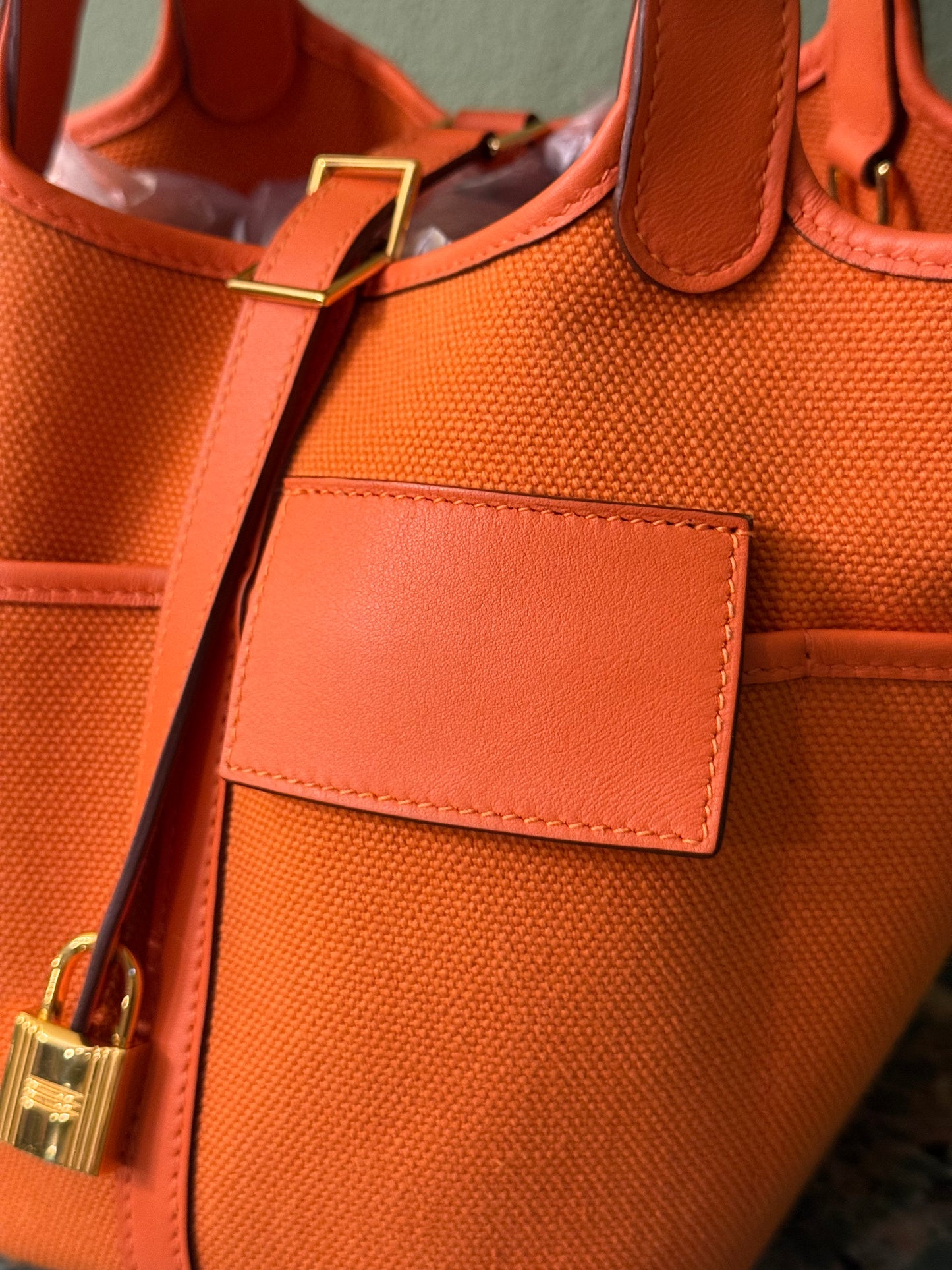 HERMÈS ORANGE PICOTIN CARGO 18 HANDBAG