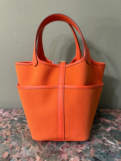 HERMÈS ORANGE PICOTIN CARGO 18 HANDBAG