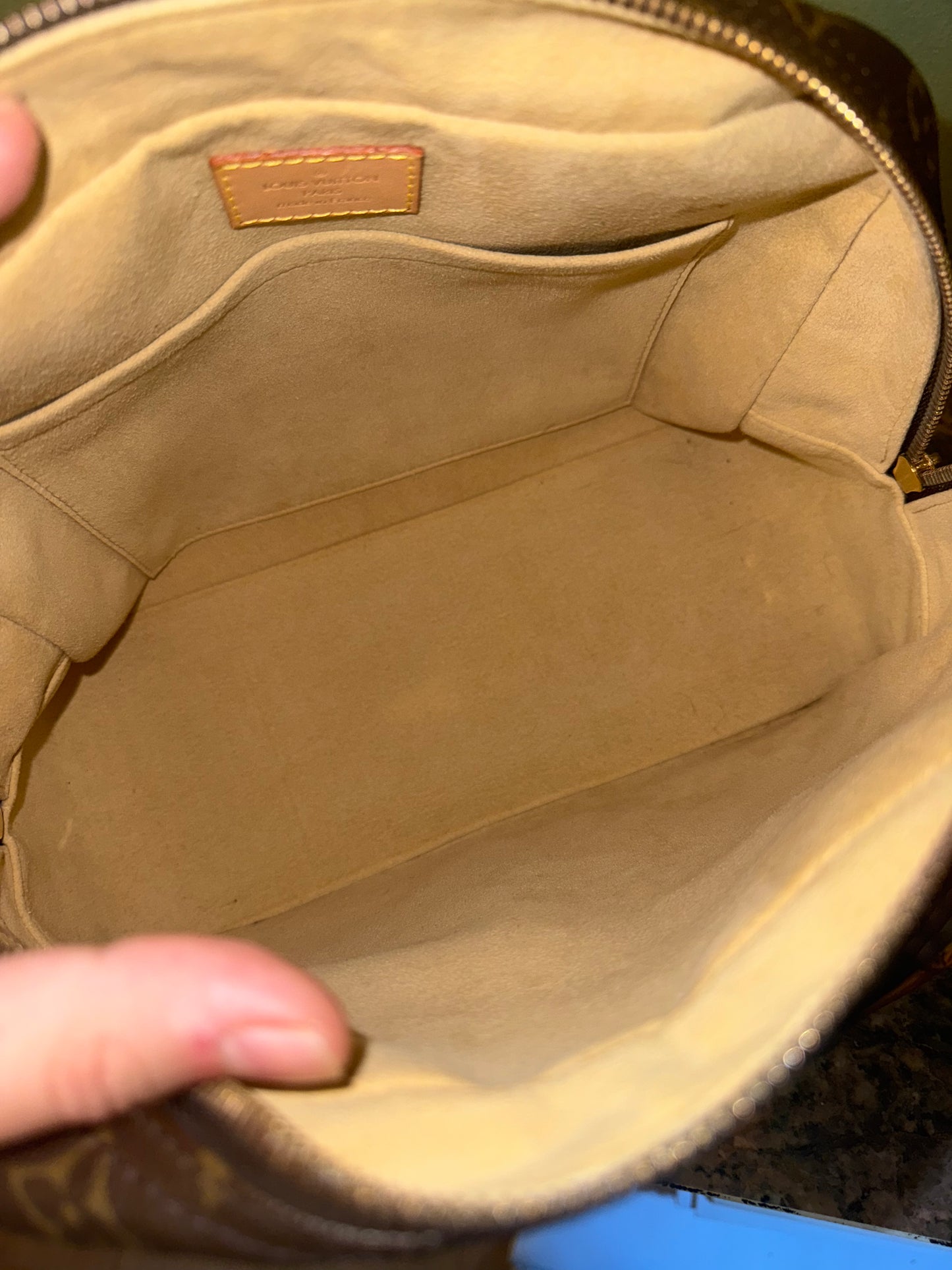 LOUIS VUITTON MONOGRAM MANHATTAN PM HANDBAG