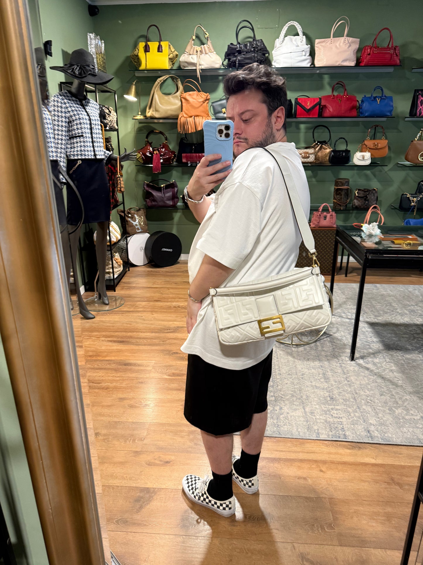 FENDI WHITE EMBOSSED LOGO LARGE BAGUETTE SHOULDER BAG