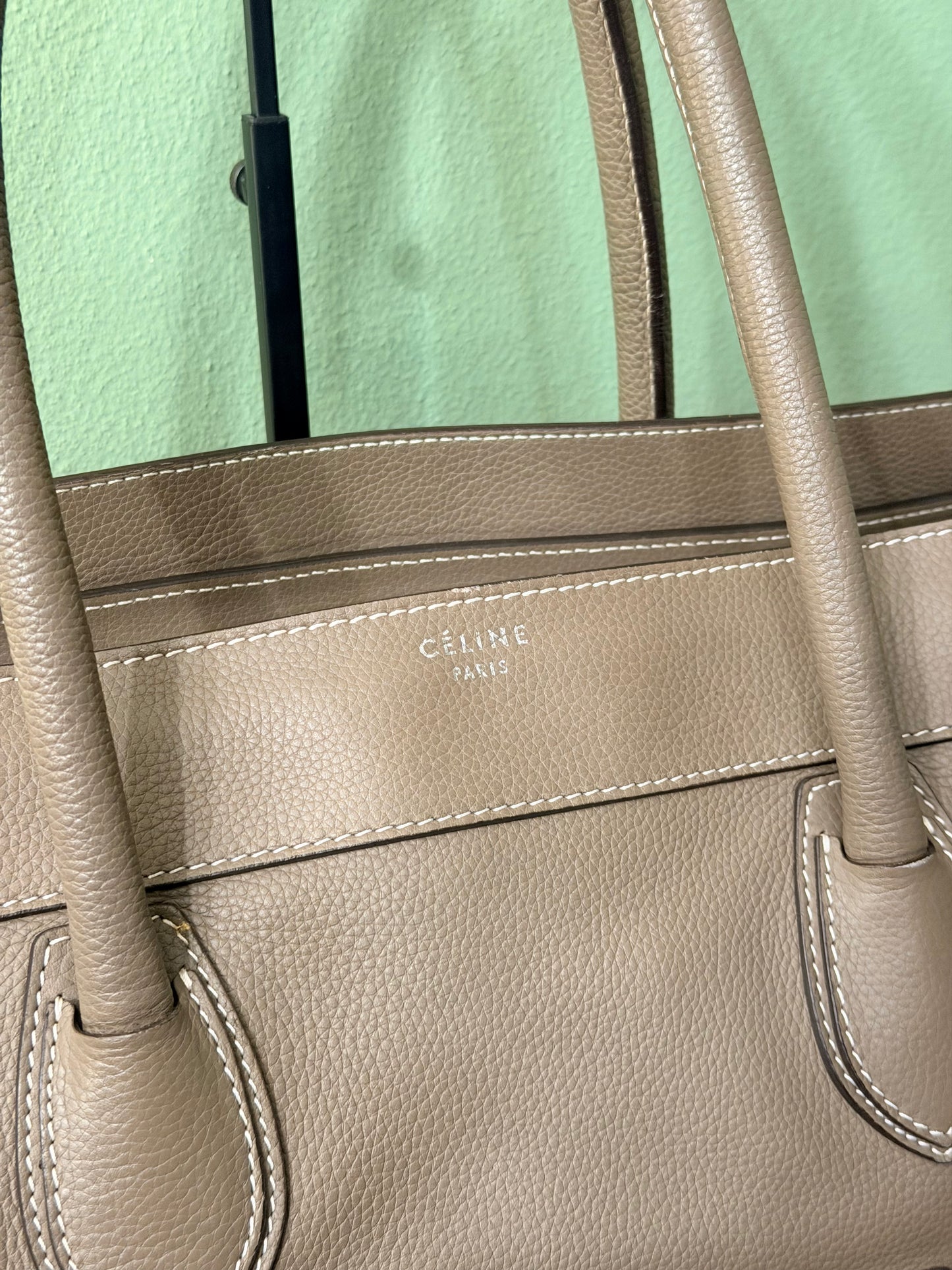 CÈLINE TAUPE LARGE SHOULDER LUGGAGE