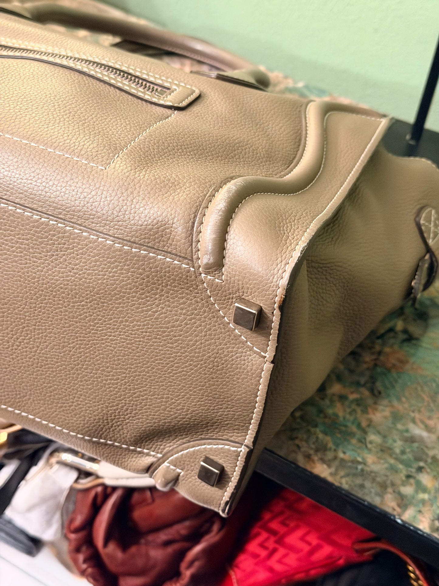 CÈLINE TAUPE LARGE SHOULDER LUGGAGE