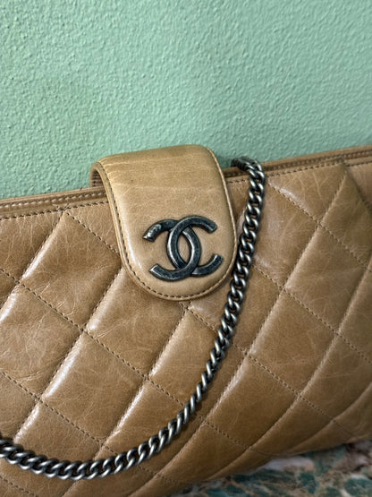CHANEL DARK BEIGE CHAIN POCHETTE