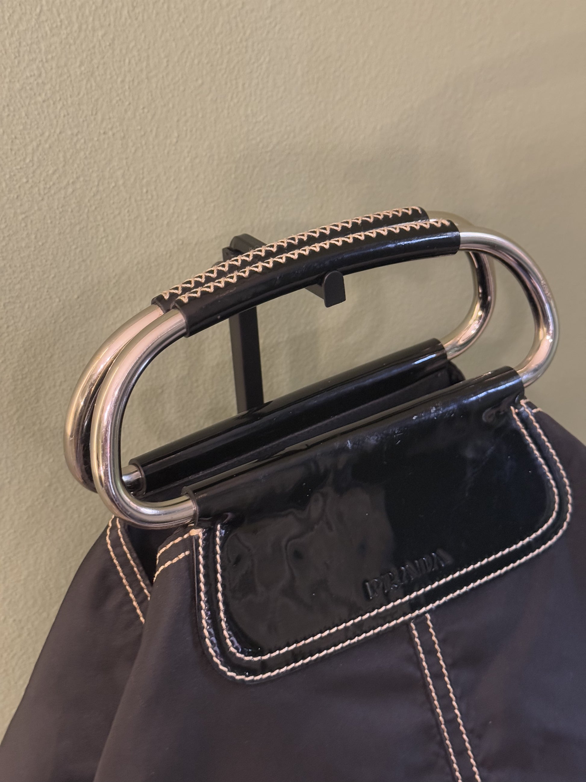 PRADA BLACK NYLON SS 2003 METAL HANDLE TOTE BAG PRADA BLACK NYLON SS 2003 METAL HANDLE TOTE BAG