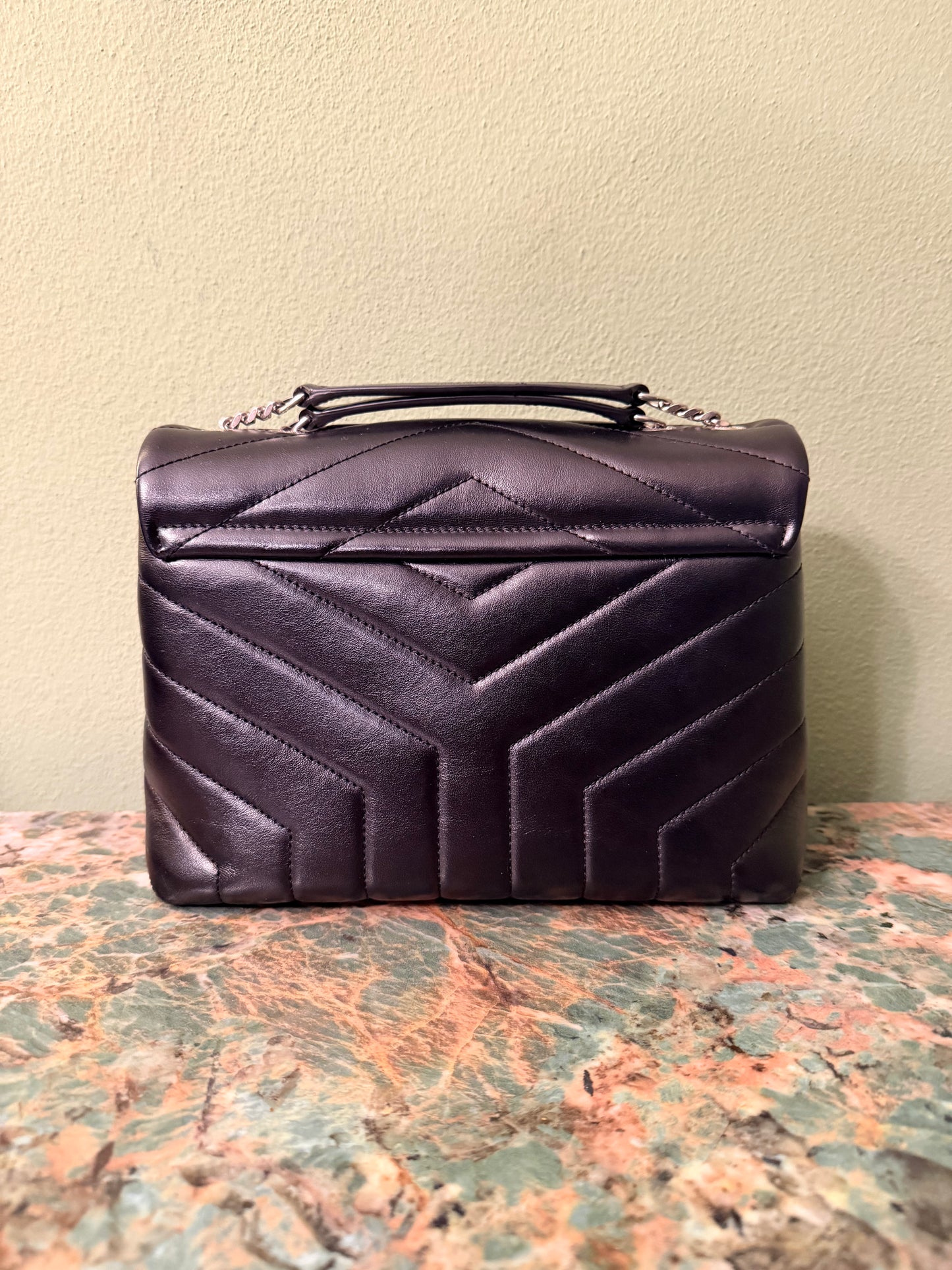 SAINT LAURENT BLACK SMALL LOULOU SHOULDER BAG