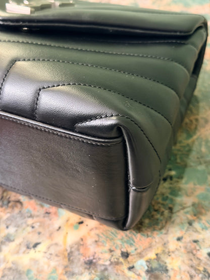 SAINT LAURENT BLACK SMALL LOULOU SHOULDER BAG