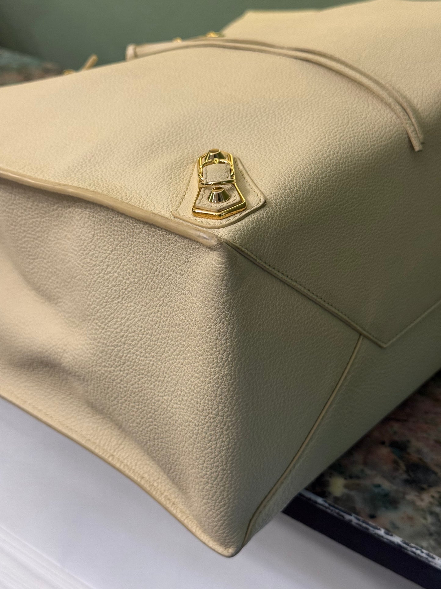 BALENCIAGA BUTTER YELLOW LARGE PAPIER EDGE HANDBAG