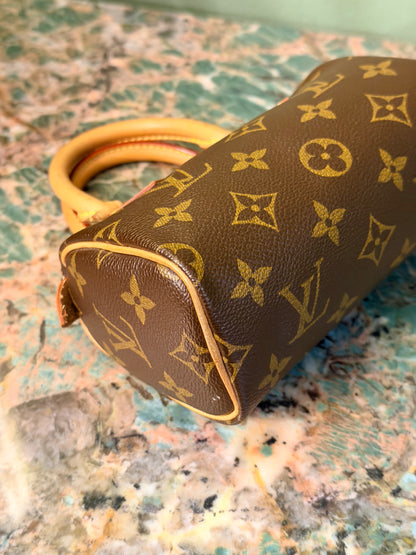 LOUIS VUITTON MONOGRAM NANO SPEEDY HANDBAG