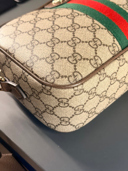 GUCCI GG SUPREME OPHIDIA CAMERA CROSSBODY BAG